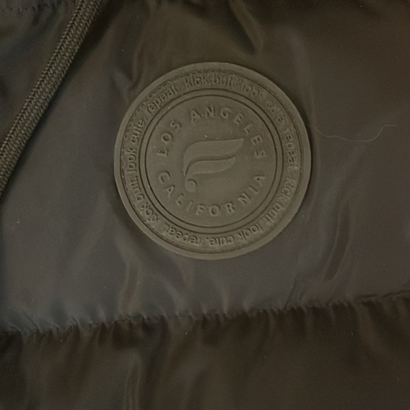 Fabletics puffer vest - Picture 2 of 3